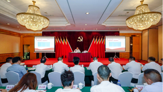 九州酷游集团任丁书记带头讲授“不忘初心、牢记使命”主题教育专题党课
